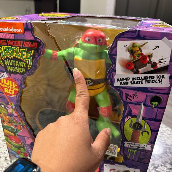 Ninja Turtles TMNT Raphael Cowabunga Skate RC Nickelodeon Funrise NEW IN BOX - Picture 8 of 9